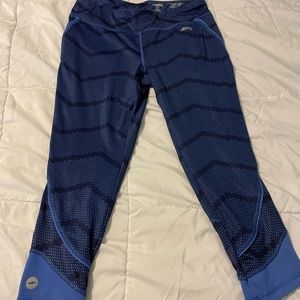 Aviva workout pants Medium NWOT